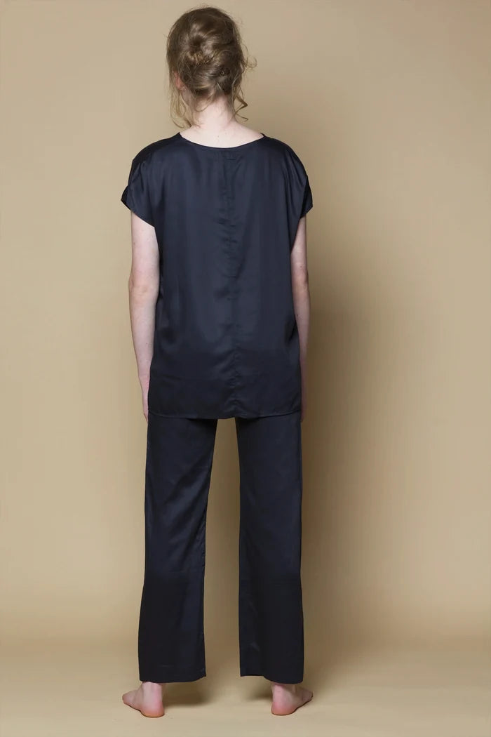 Bamboo Vegan Silk Poncho Top | Black