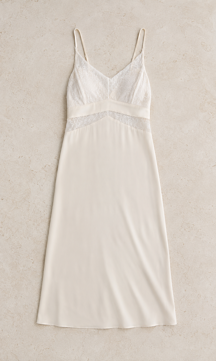 VELSÉE Lace Silk Nightgown – Sleeveless V-Neck with Built-In Cups