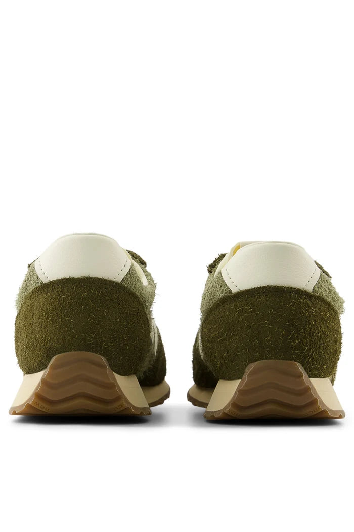 471 Footwear New Balance