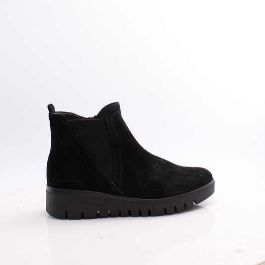72.061 GABOR BOOTS 25