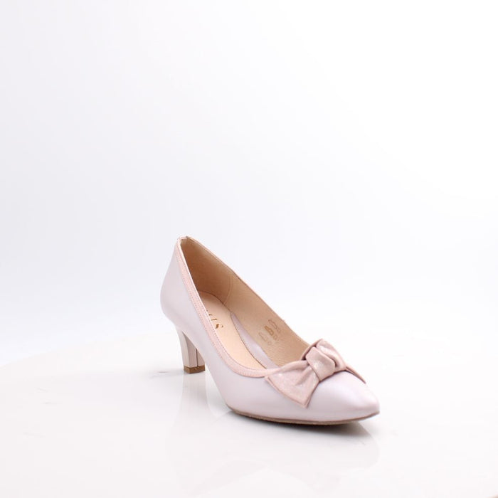 8256 EMIS 26 = 6 CM HEEL