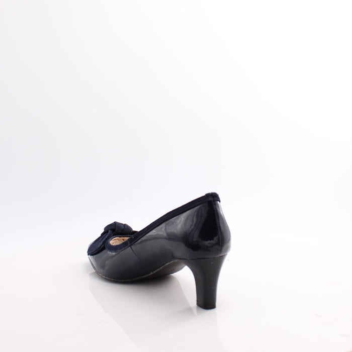 8256 EMIS 26 = 6 CM HEEL