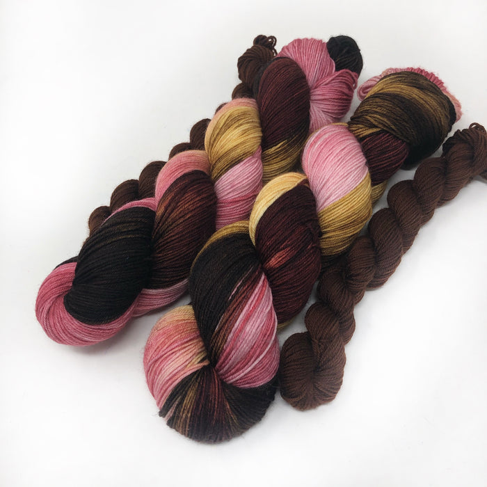 A warm hug   - sock yarn with mini - wholesale