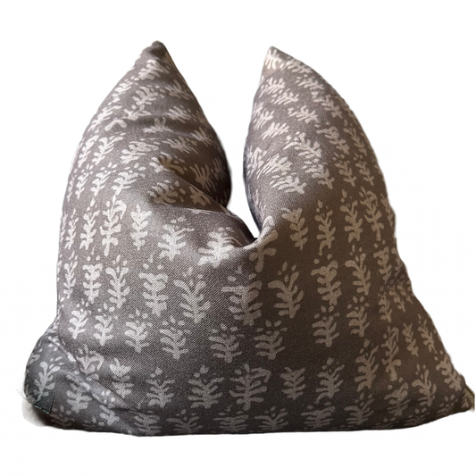 Alder Pillow Cover: 18x18 Cover Only