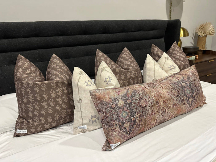Alder Pillow Cover: 18x18 Cover Only