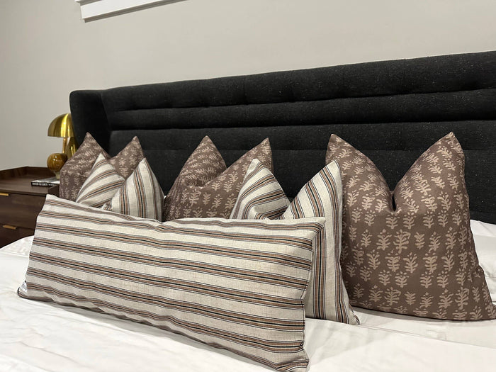 Alder Pillow Cover: 18x18 Cover Only