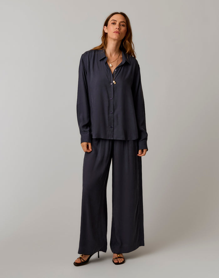 Angela Kindsilk Top: Washed Charcoal - front