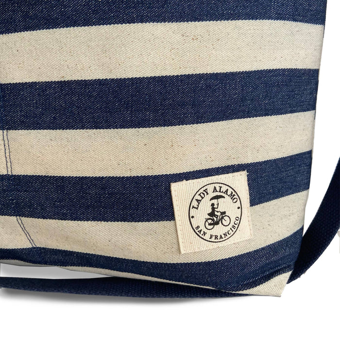 Aria Reversible Messenger: Broad Stripes