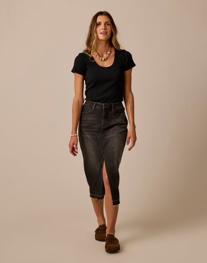 Atlas Denim Skirt: Washed Black