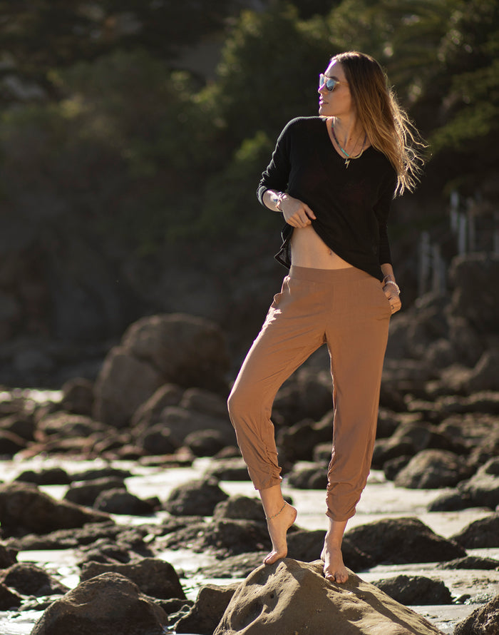 Avery Beach Pant: Rum - FINAL SALE