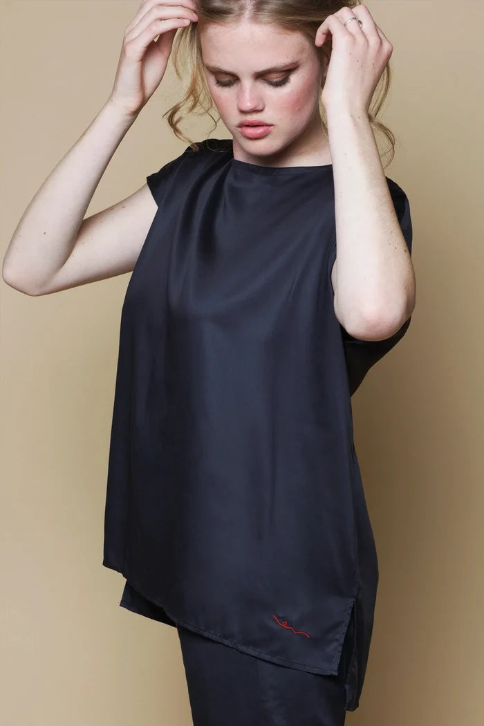 Bamboo Vegan Silk Poncho Top | Black