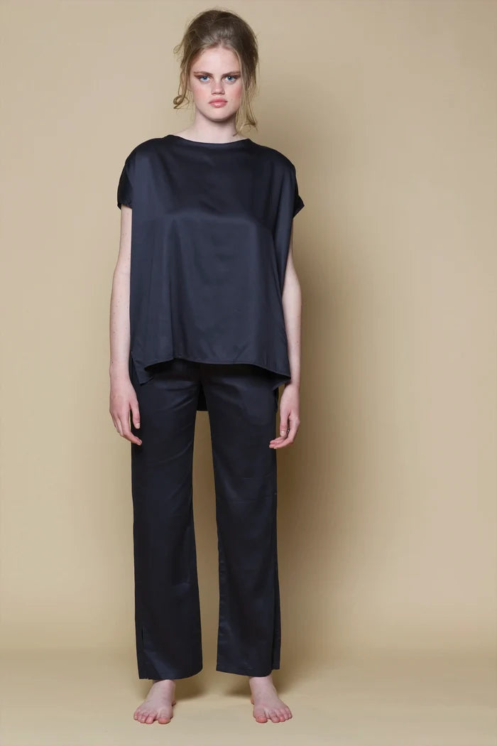 Bamboo Vegan Silk Poncho Top | Black