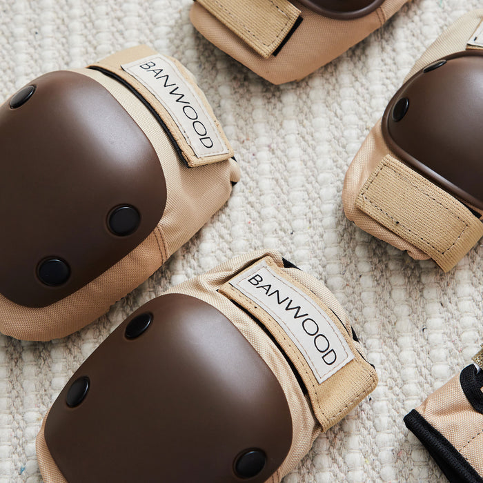 Banwood Cream Protective Gear Set