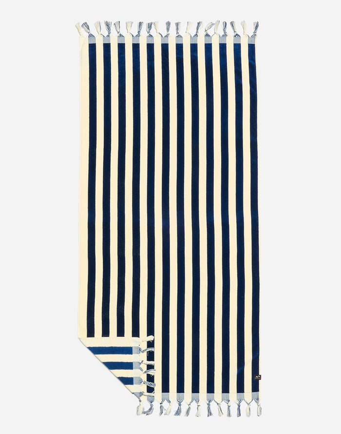 Cabana Fringe Premium Woven Towel: Deep Pool