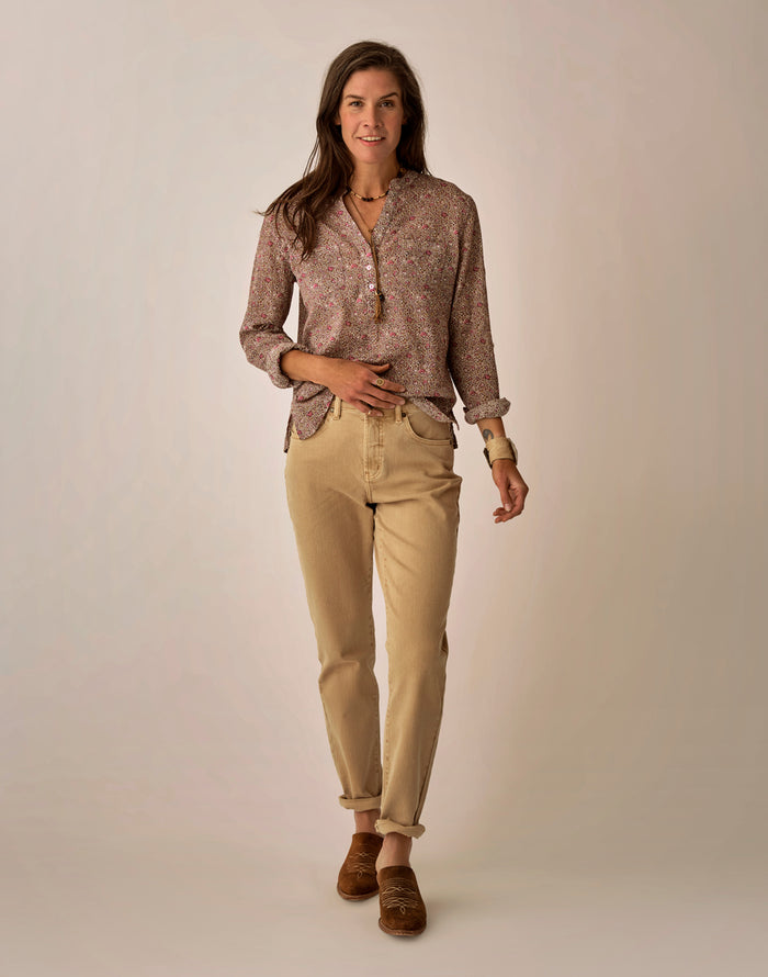 Carson Hi Rise Jean: Sand