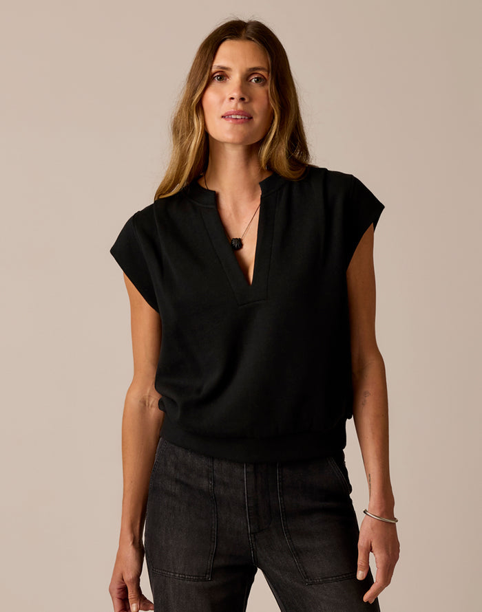 Cate Pullover: Black
