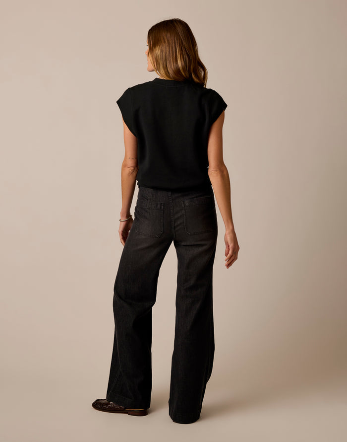 Cate Pullover: Black