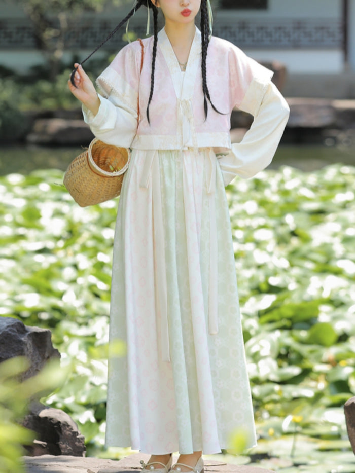 Chinese Hanfu-Inspired Printed Skirt Pants