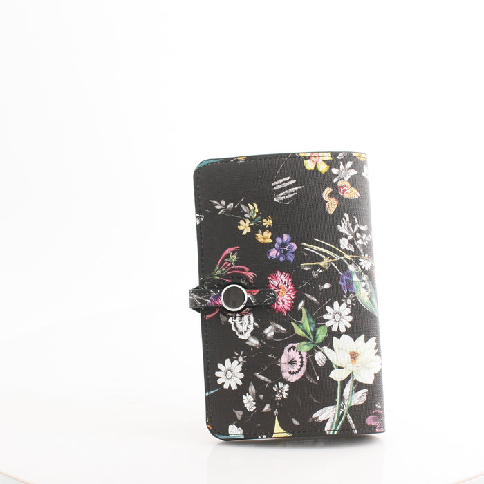 CLUTCH WALLET