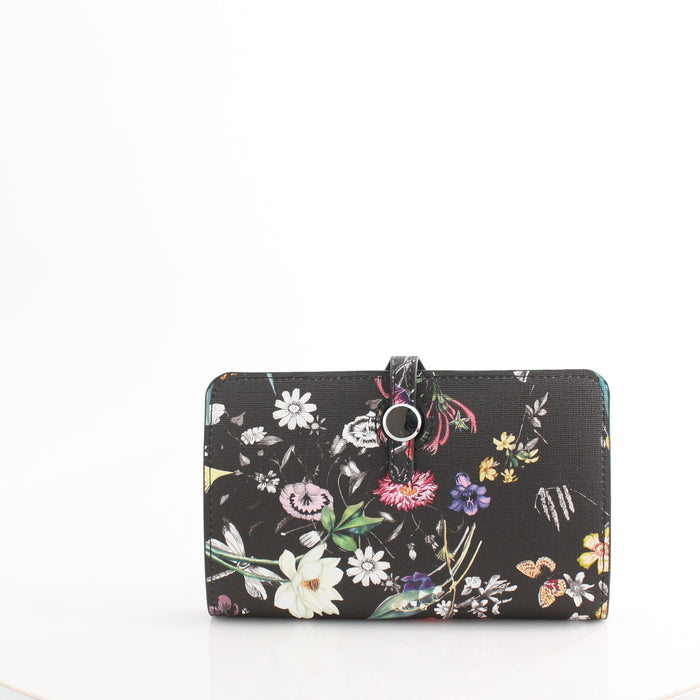 CLUTCH WALLET