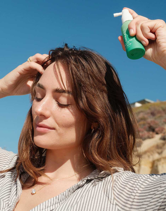 COOLA Scalp and Hair Sunscreen Mist SPF 30: White