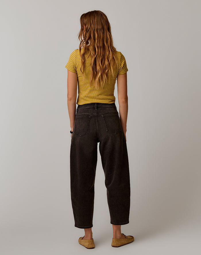 Dana Barrel Pant: Washed Black