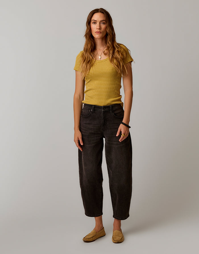 Dana Barrel Pant: Washed Black