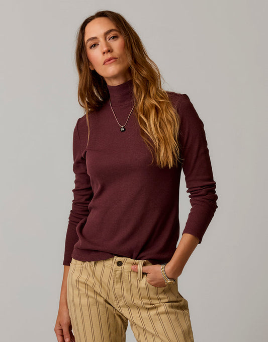 Denise Rib Turtleneck: Dark Plum