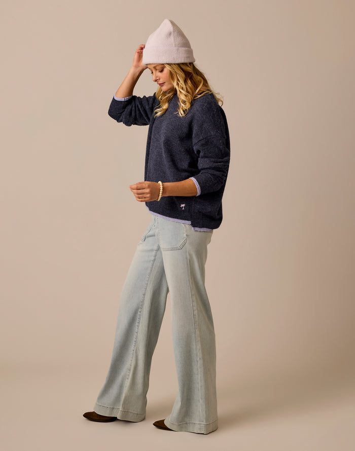 Drue Fuzzy Sweater: Navy w. Dark Dawn
