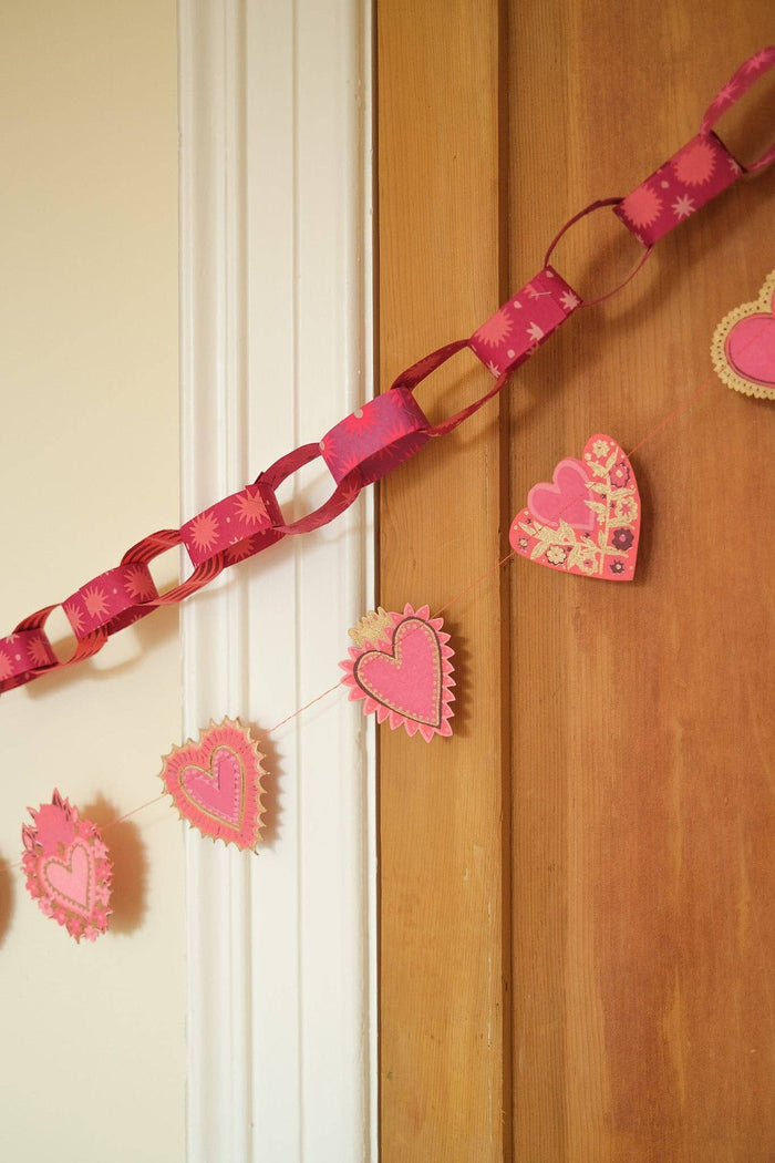 East End Press - SWEET HEARTS SEWN GARLAND