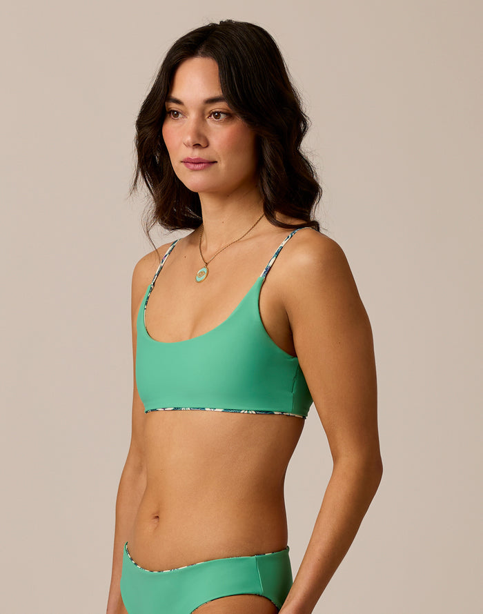 Escondido Compression Reversible Top: Folk Floral/Grass