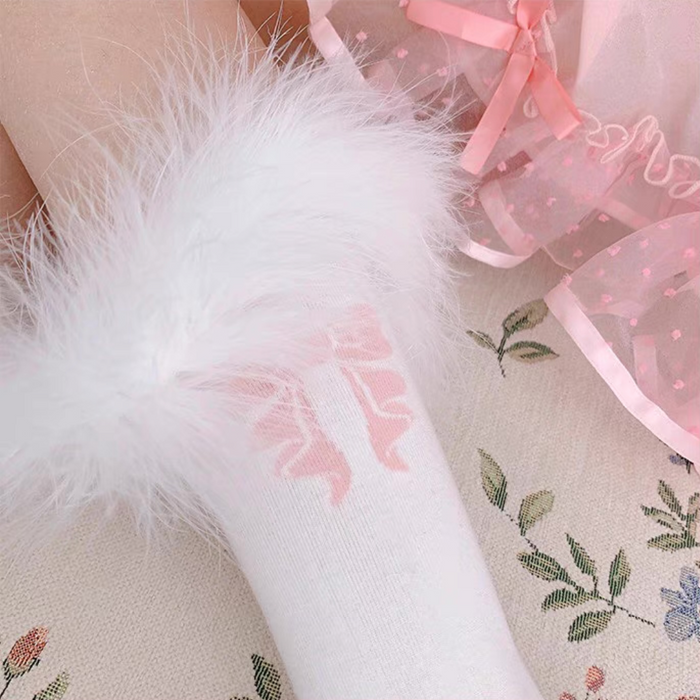 ♡ Feather Socks ♡