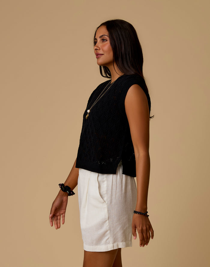 Fox Sweater: Black