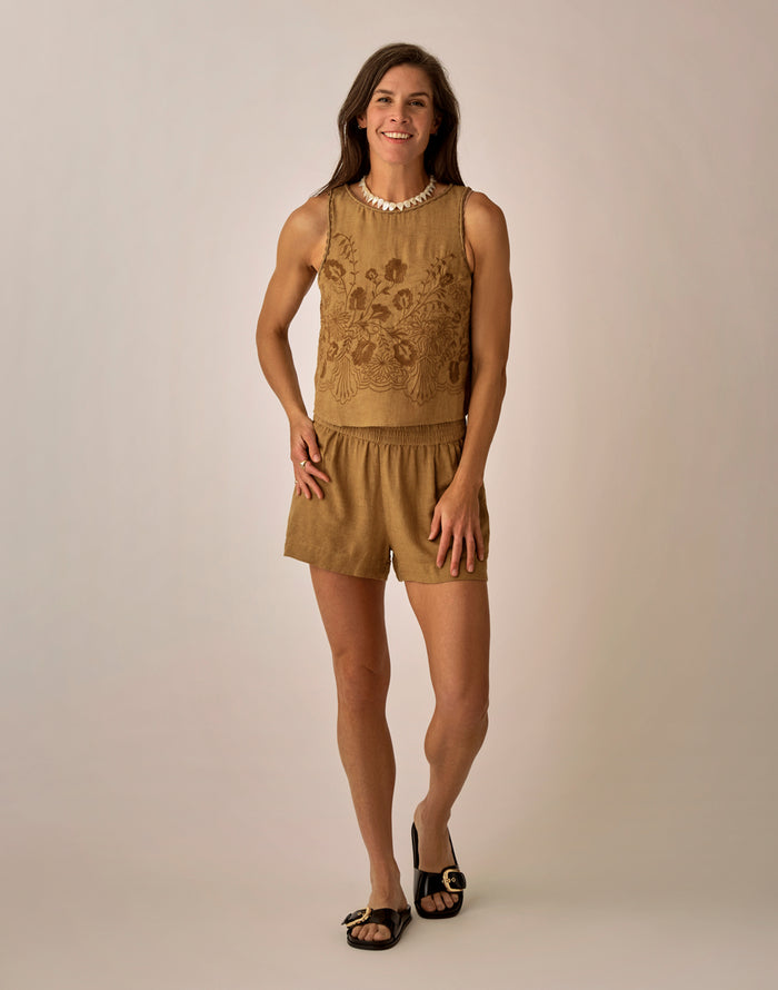 Hellie Linen Short: Golden Chambray