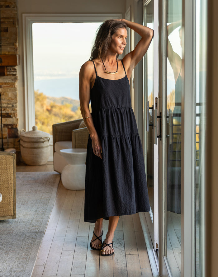 Jacey Textured Dress: Black Texture - FINAL SALE