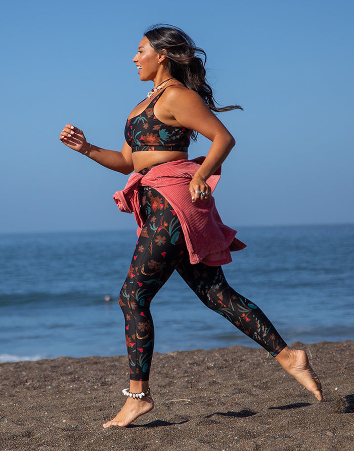 Korbyn Compression Top: Scattered Floral - FINAL SALE