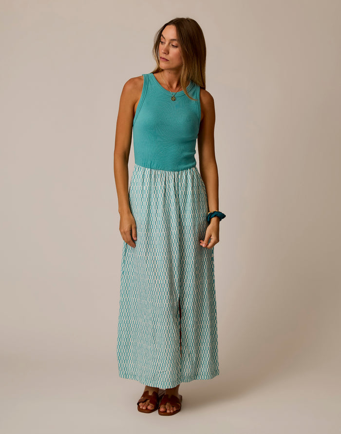 Lark Linen Dress: Surfboard