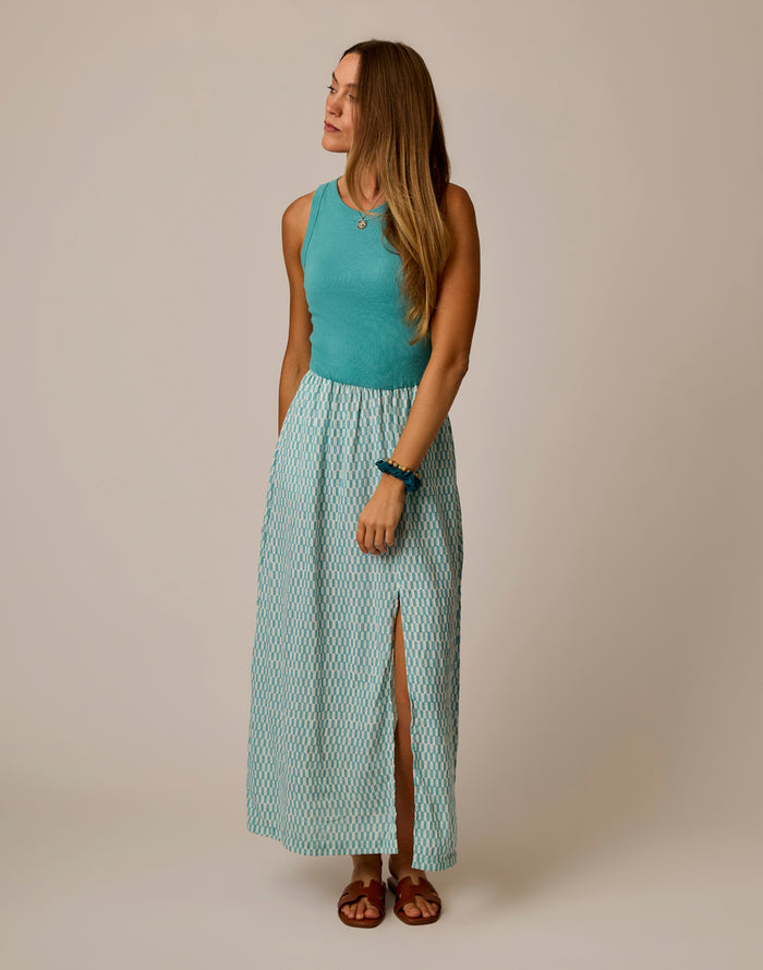 Lark Linen Dress: Surfboard