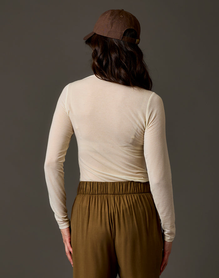 Lea Tissue Turtleneck: Birch