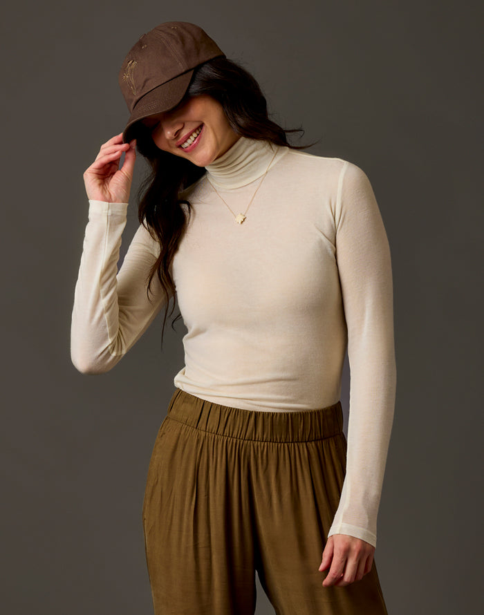 Lea Tissue Turtleneck: Birch