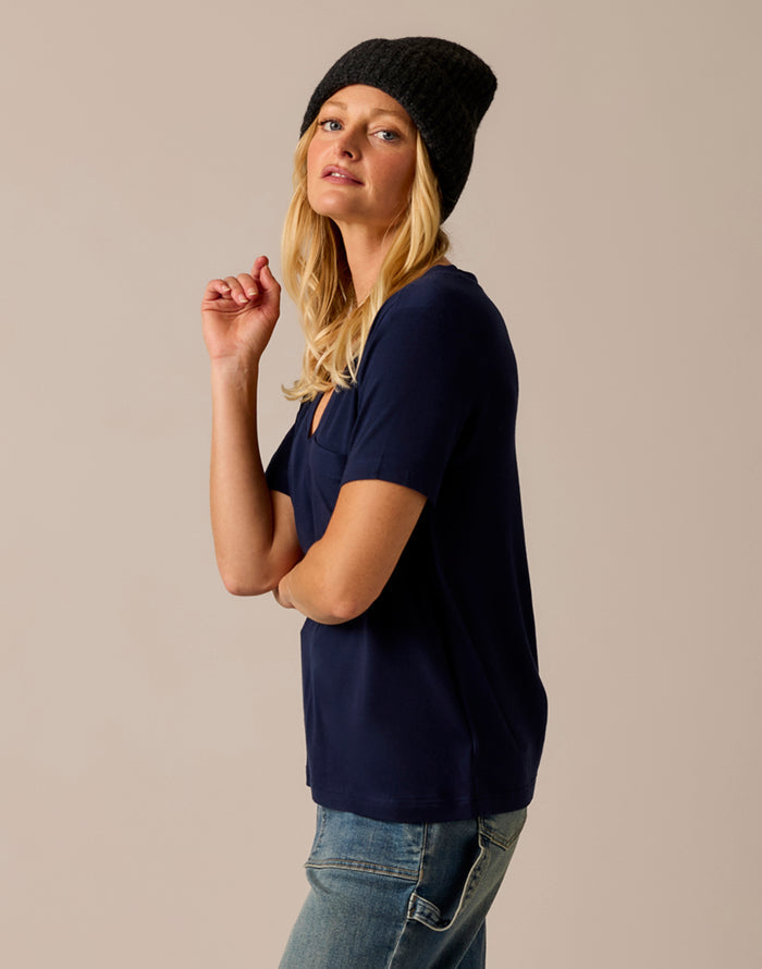 Lea Tissue V-Neck: Navy