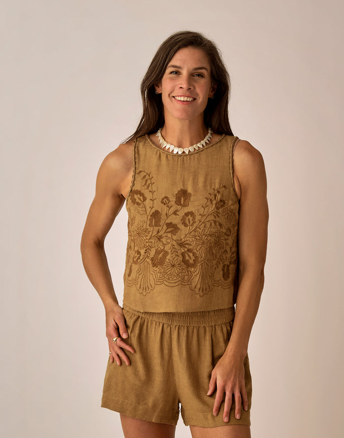 Lou Linen Tank: Golden Chambray