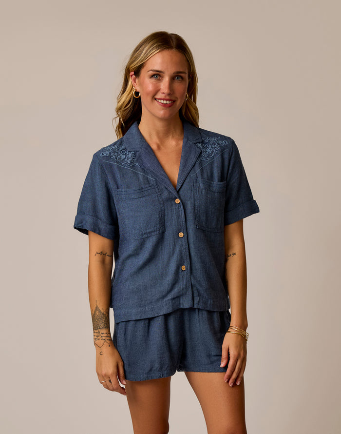 Luca Linen Shirt: Captain Chambray