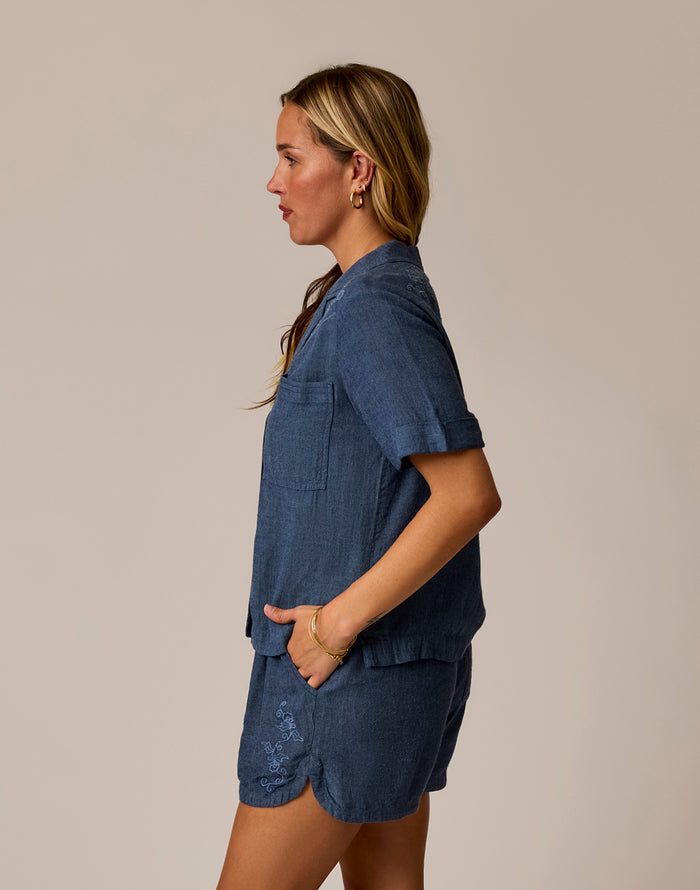 Luca Linen Shirt: Captain Chambray