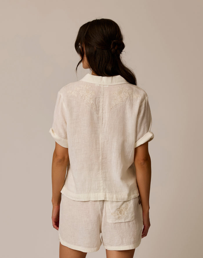 Luca Linen Shirt: Cloud Chambray