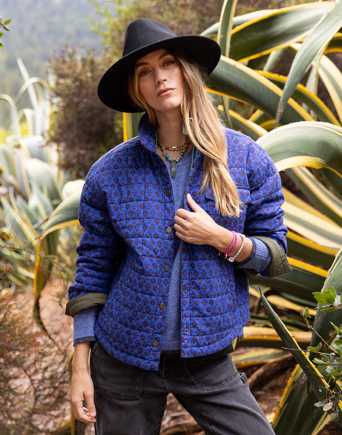 Marais Reversible Jacket Fir/Capri Batik with quilted woven exterior snap-front pockets and lightweight insulated reversible sides