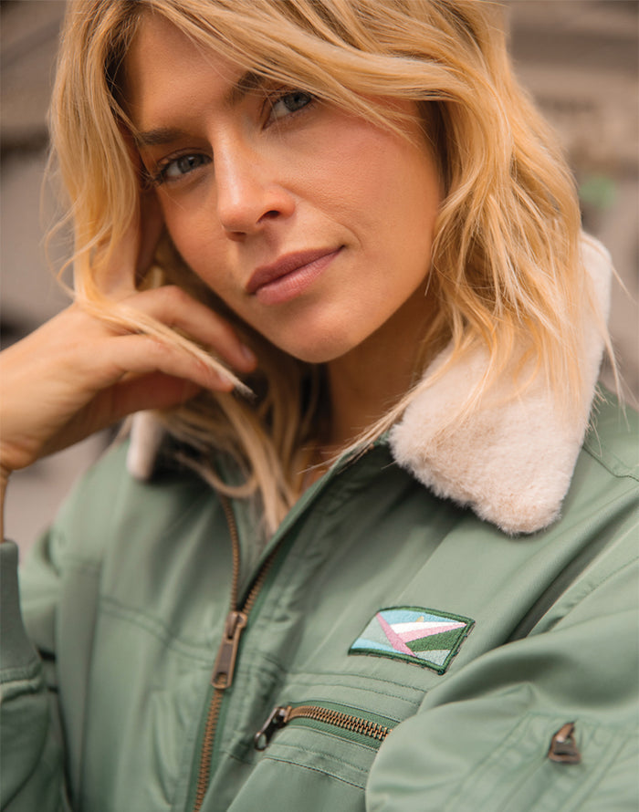 Maverick Bomber: Laurel