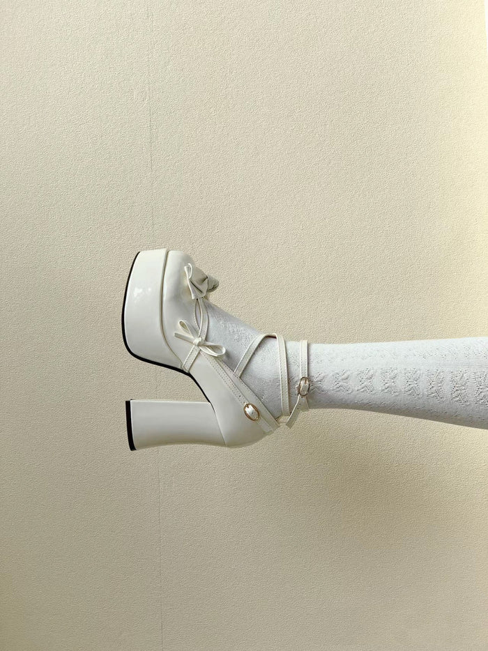 White / 5