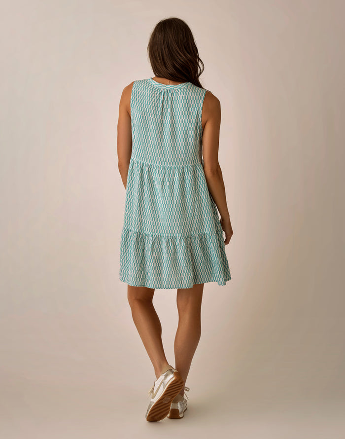 Nellie Linen Dress: Surfboard