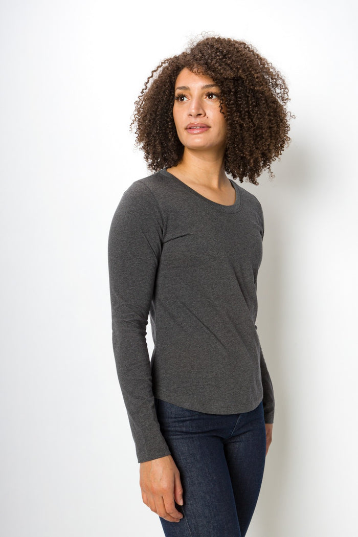 Pamela Heavy Tee | Women's Long Sleeve Crew Neck
